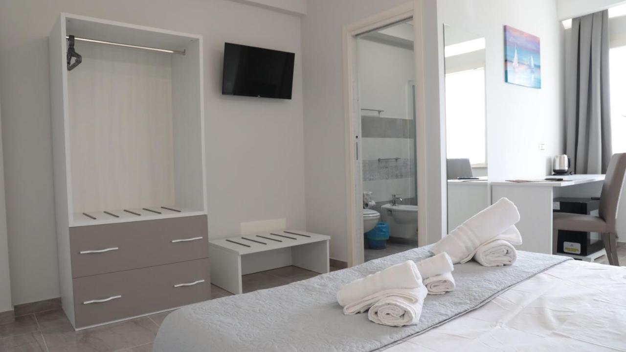 Hotel Blue Marine - Free Parking Tropea Zewnętrze zdjęcie